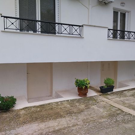 Nav Apart, Salamina Paloukia ภายนอก รูปภาพ